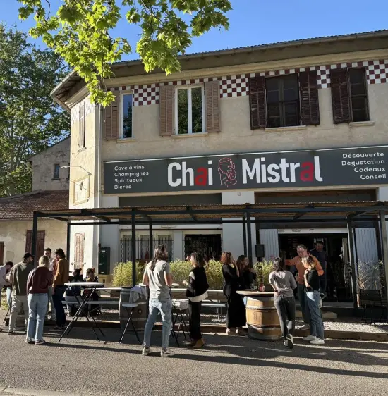 Chai Mistral Cave A Vin Saint Remy De Provence Cave A Vin A Maillane Pres De Saint Remy De Provence 2
