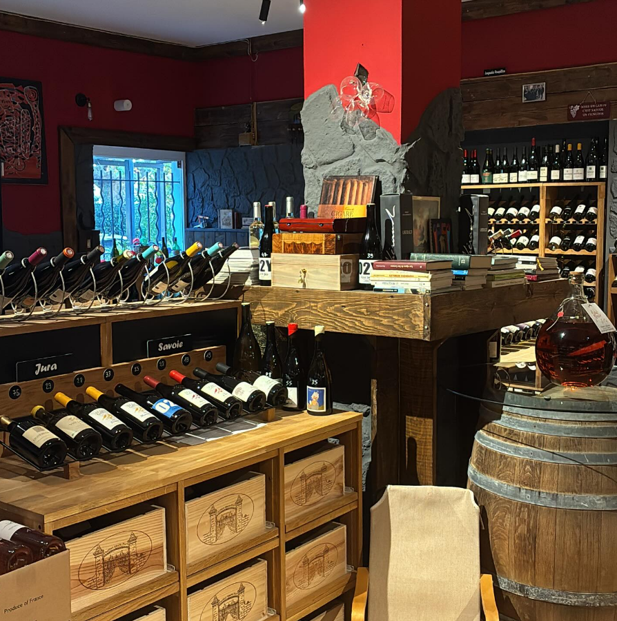 Chai Mistral Cave A Vin Saint Remy De Provence Chai Mistral Image 1