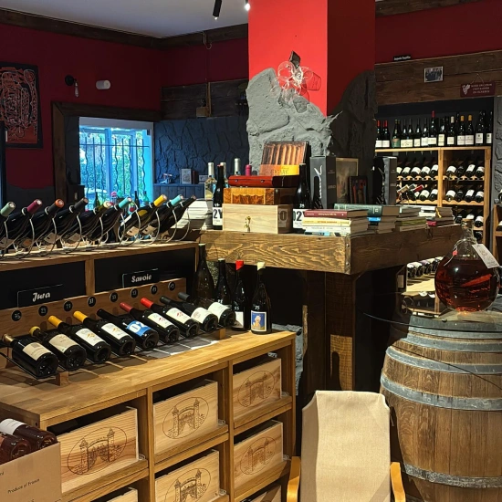 Chai Mistral Cave A Vin Saint Remy De Provence Cave A Vin 7
